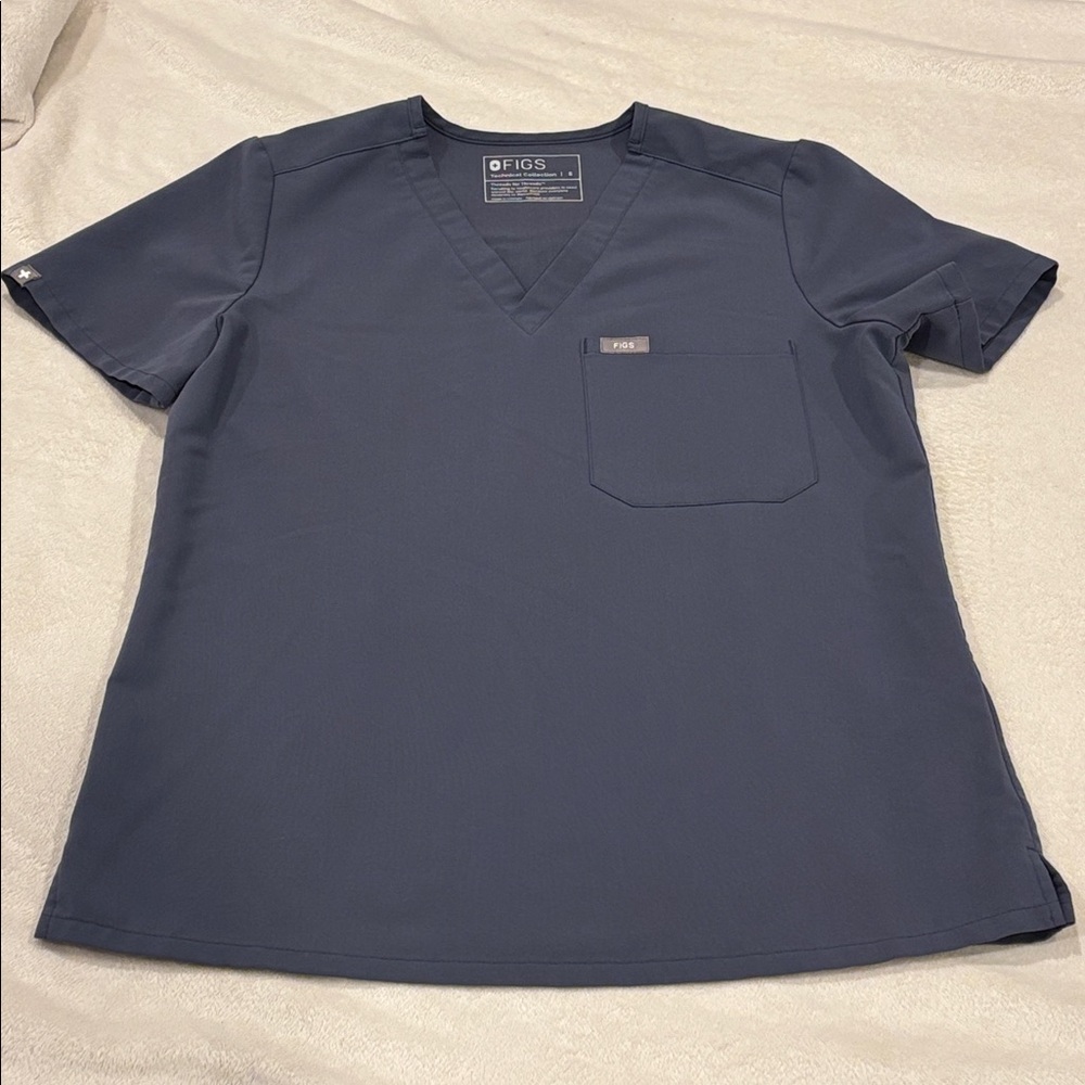 FIGS Catarina Scrub Tops for Women Size XS; Color: Indigo PO 2704